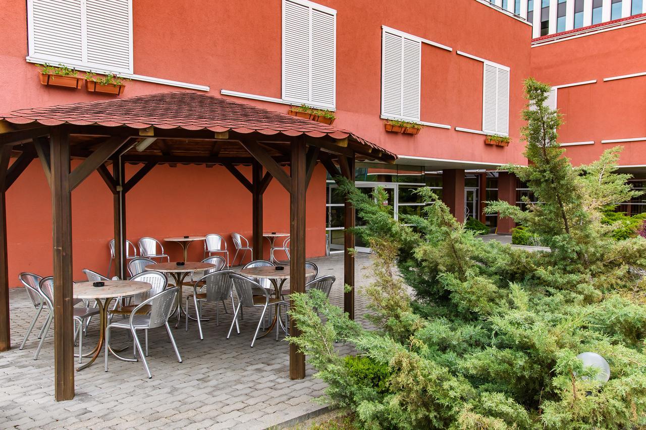 Hotel Torontal Timişoara Exteriör bild